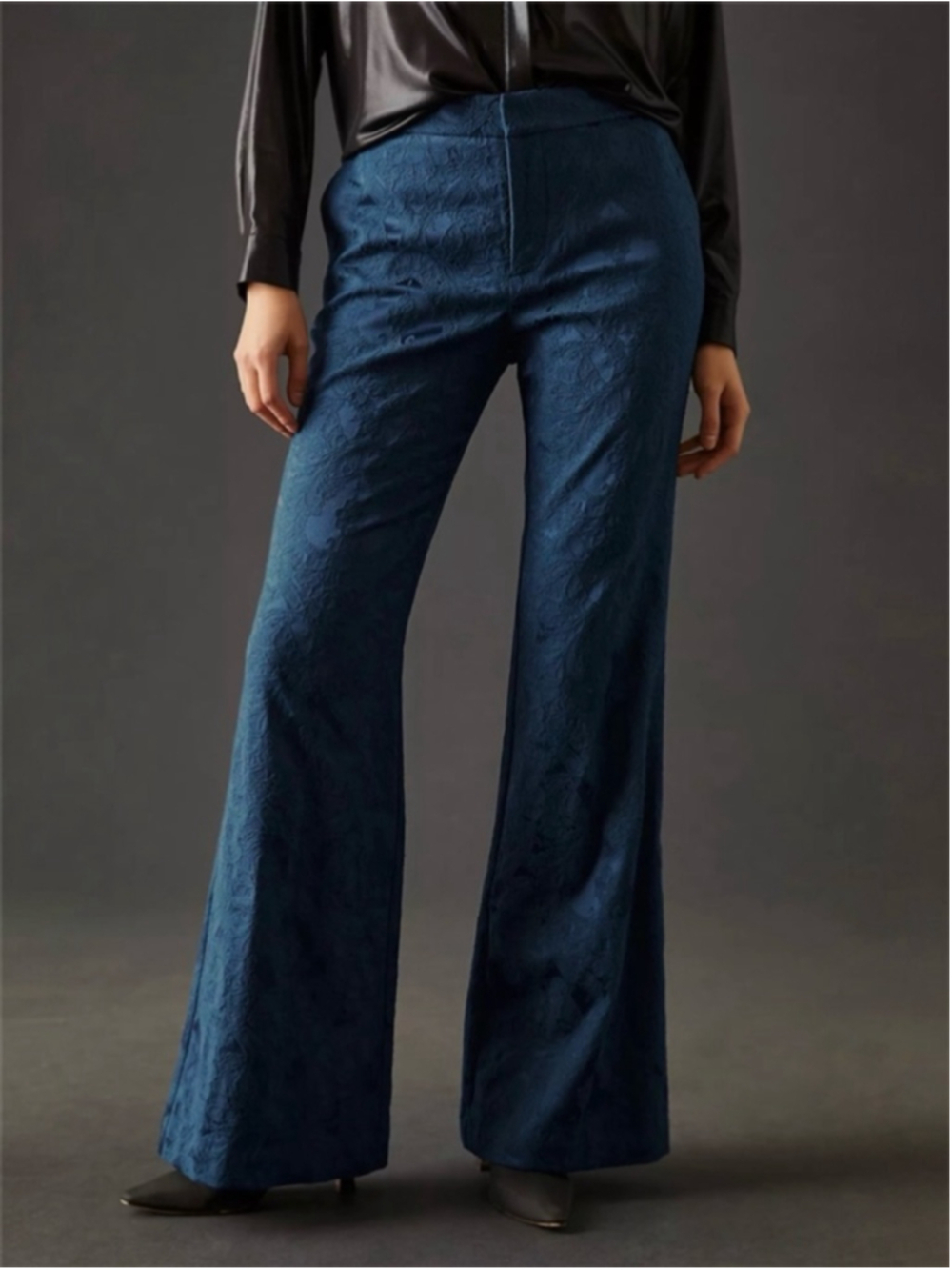 Anthropologie Damask Jacquard Flare Pants Navy Blue Size 2
